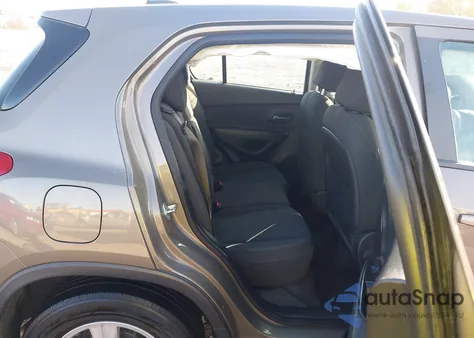 2020 Chevrolet Trax Fwd Ls из США, поврежденный, VIN KL7CJKSB7LB334004